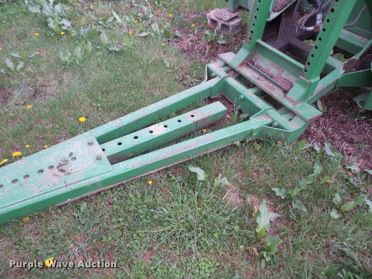 image for item DA8050 John Deere dozer blade