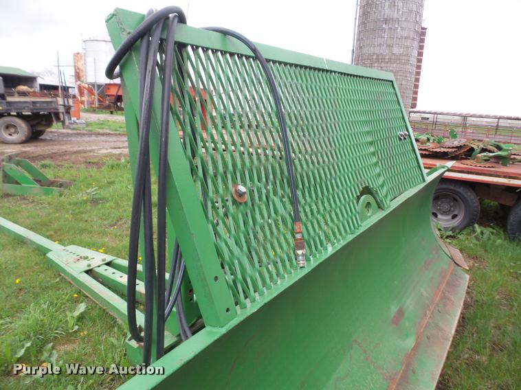 image for item DA8050 John Deere dozer blade