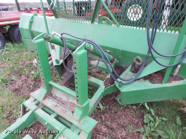 image for item DA8050 John Deere dozer blade