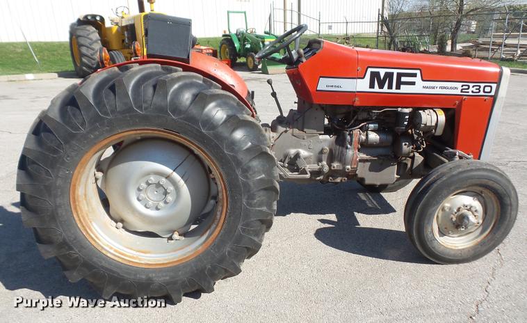 image for item DA8059 1982 Massey-Ferguson 230 tractor