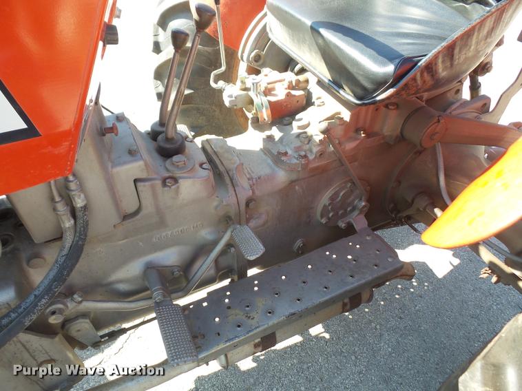 image for item DA8059 1982 Massey-Ferguson 230 tractor