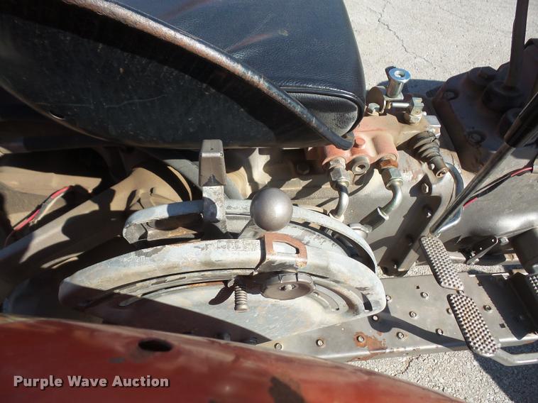 image for item DA8059 1982 Massey-Ferguson 230 tractor