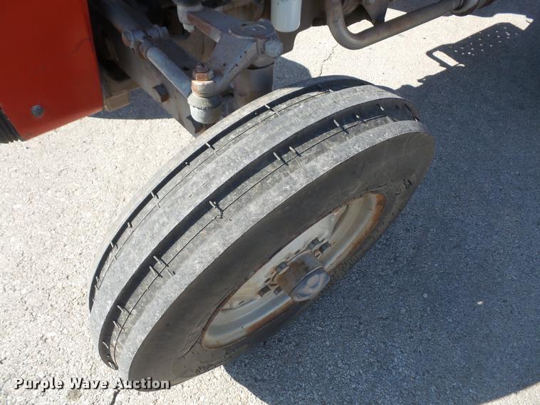 image for item DA8059 1982 Massey-Ferguson 230 tractor