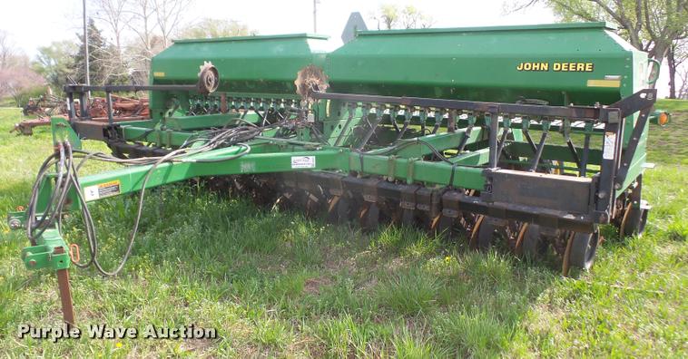 image for item DA8087 John Deere 1560 no-till grain drill