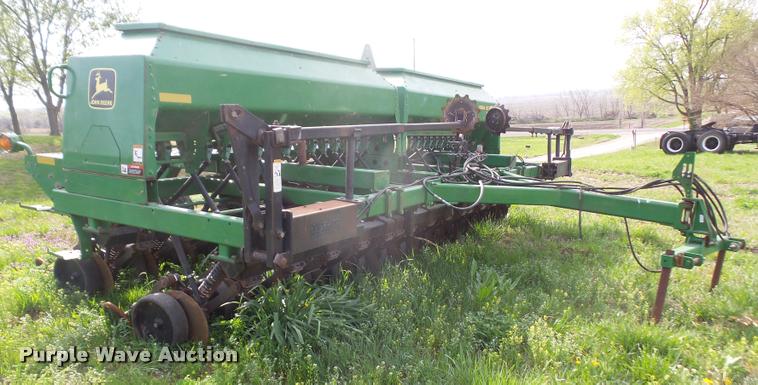 image for item DA8087 John Deere 1560 no-till grain drill