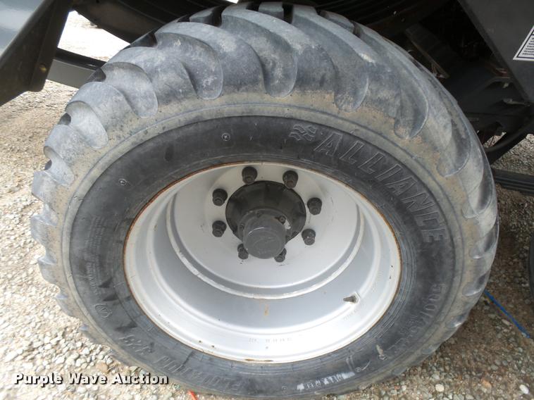 image for item DB2501 2009 Hesston 7444 square baler