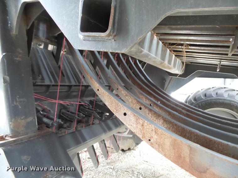 image for item DB2501 2009 Hesston 7444 square baler