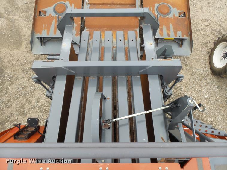 image for item DB2501 2009 Hesston 7444 square baler