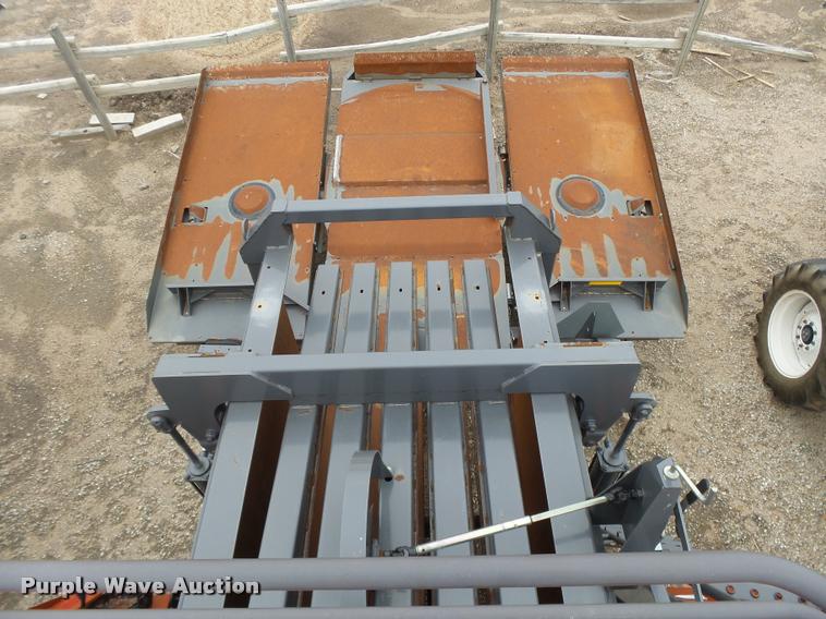 image for item DB2501 2009 Hesston 7444 square baler