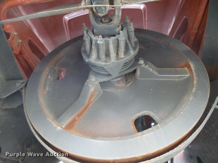 image for item DB2501 2009 Hesston 7444 square baler