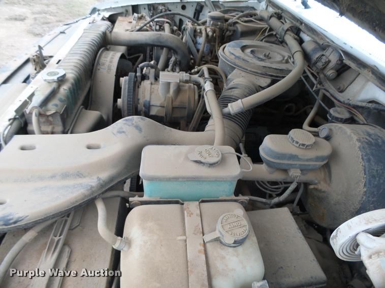 image for item DB2510 1992 Ford F350 Custom applicator truck