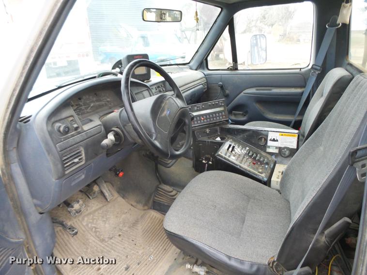 image for item DB2510 1992 Ford F350 Custom applicator truck