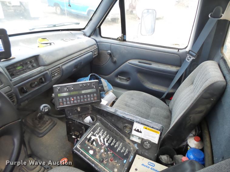 image for item DB2510 1992 Ford F350 Custom applicator truck