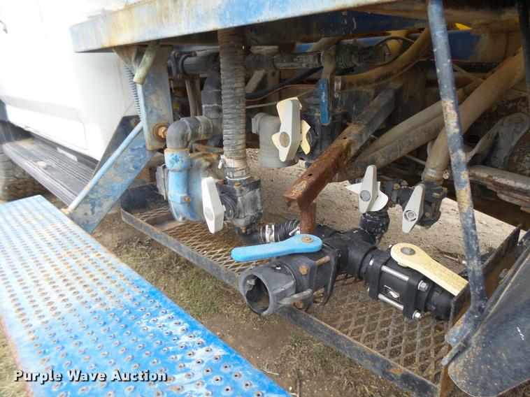 image for item DB2510 1992 Ford F350 Custom applicator truck