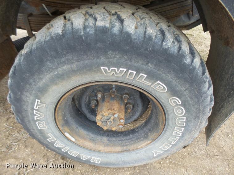 image for item DB2510 1992 Ford F350 Custom applicator truck