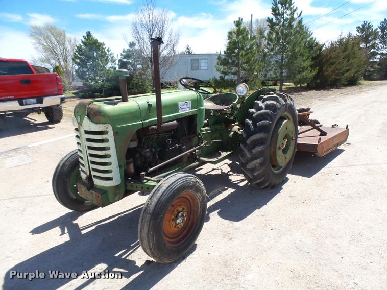 image for item DB2516 Oliver Super 55 tractor