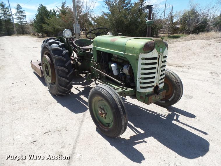 image for item DB2516 Oliver Super 55 tractor
