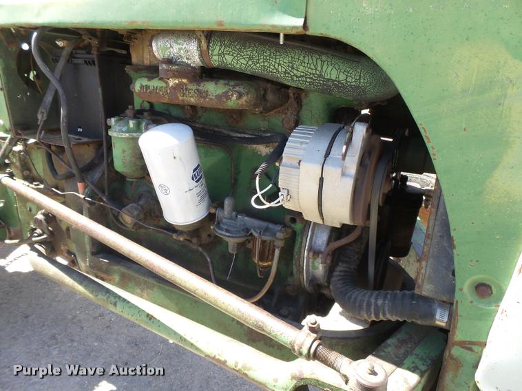 image for item DB2516 Oliver Super 55 tractor