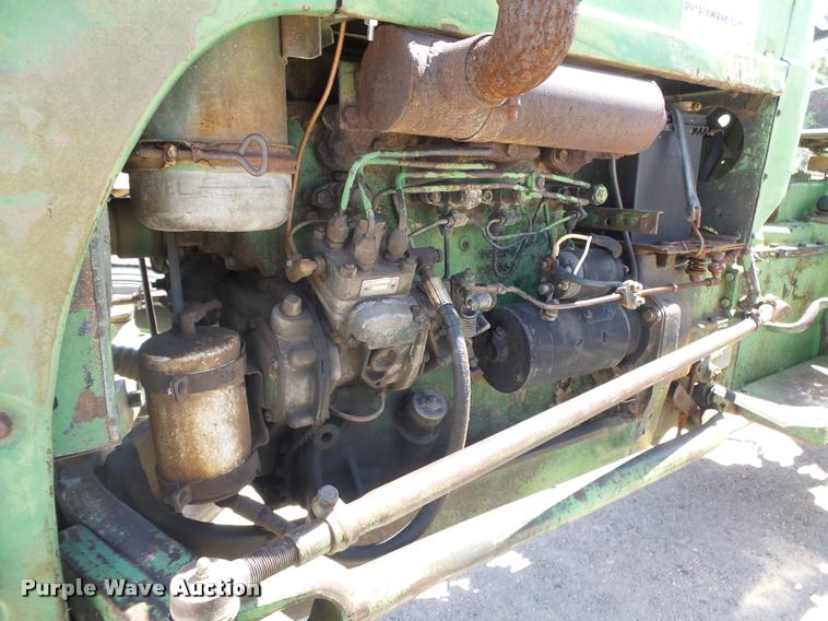 image for item DB2516 Oliver Super 55 tractor