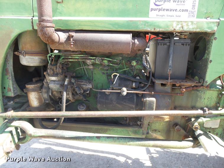 image for item DB2516 Oliver Super 55 tractor