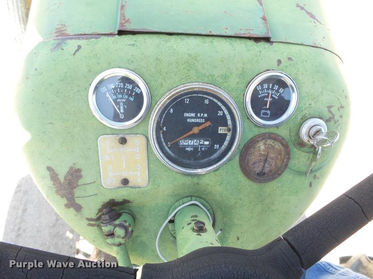 image for item DB2516 Oliver Super 55 tractor