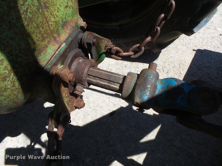 image for item DB2516 Oliver Super 55 tractor