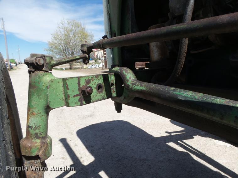 image for item DB2516 Oliver Super 55 tractor