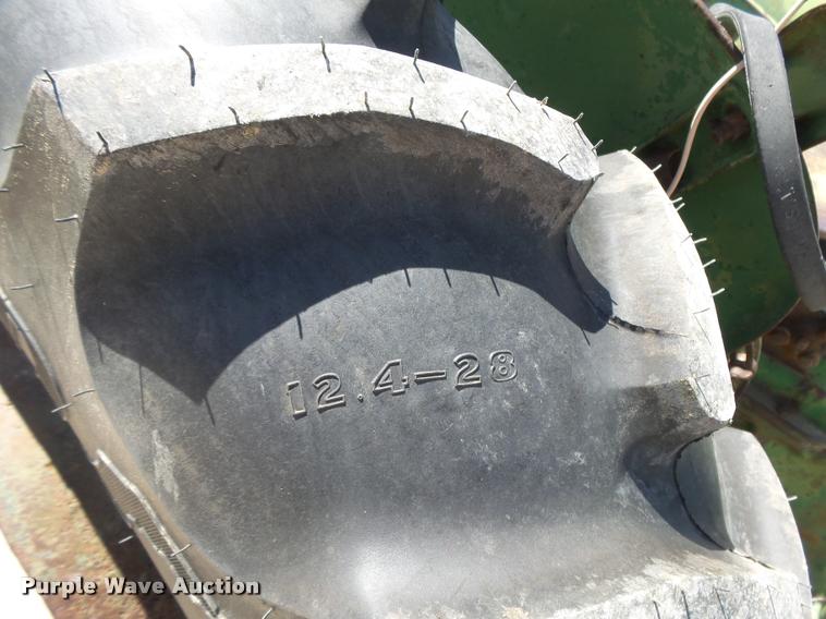 image for item DB2516 Oliver Super 55 tractor