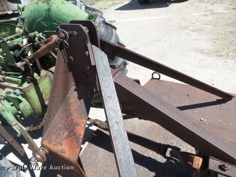 image for item DB2516 Oliver Super 55 tractor