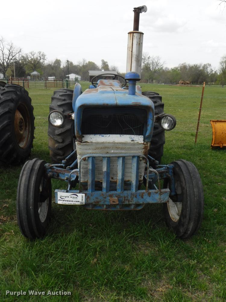 image for item DB3897 Ford 3000 tractor