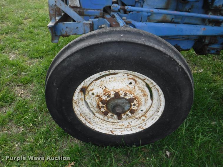 image for item DB3897 Ford 3000 tractor
