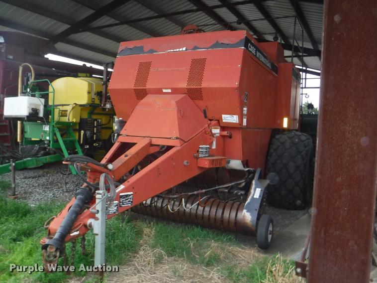 image for item DB3898 1995 Case IH 8580 square baler