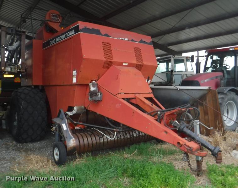 image for item DB3898 1995 Case IH 8580 square baler