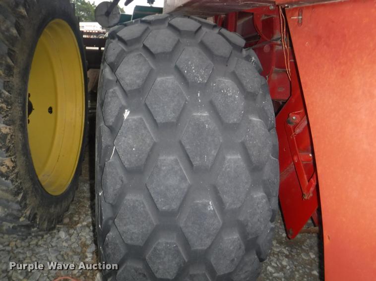 image for item DB3898 1995 Case IH 8580 square baler