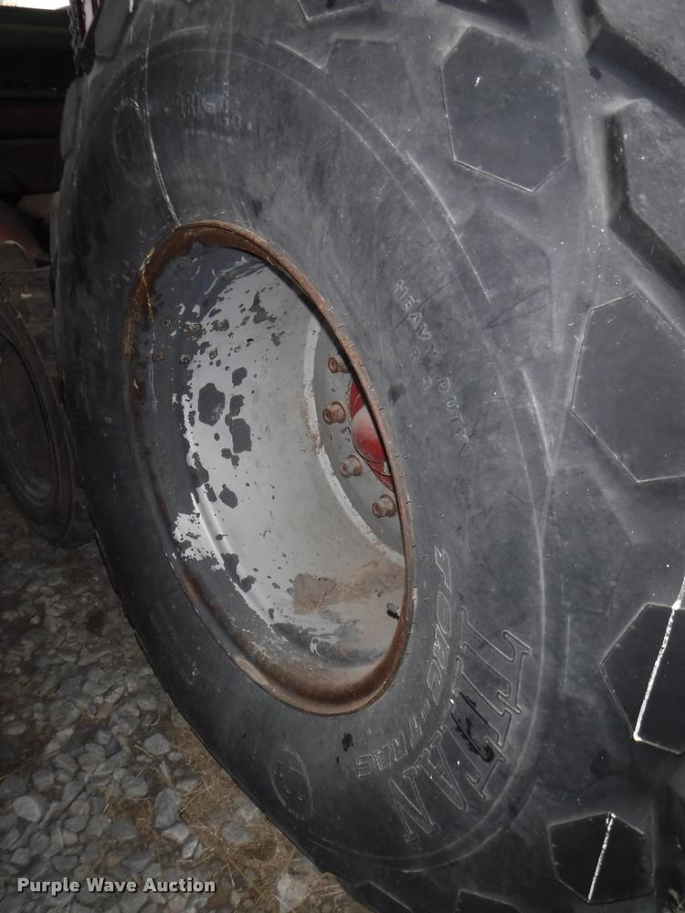 image for item DB3898 1995 Case IH 8580 square baler