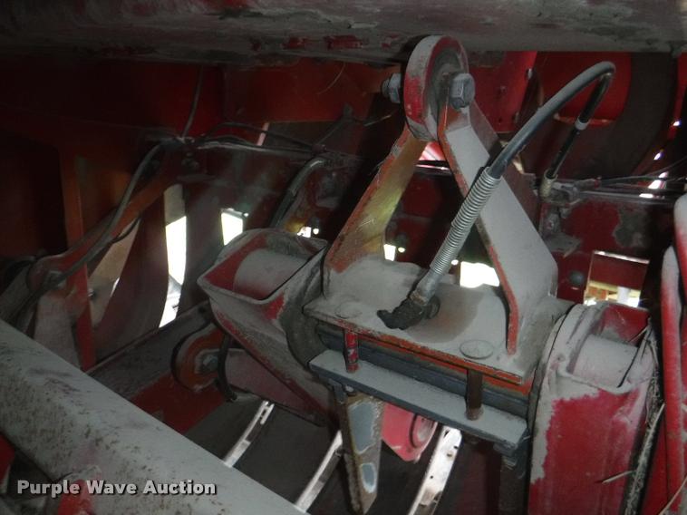 image for item DB3898 1995 Case IH 8580 square baler