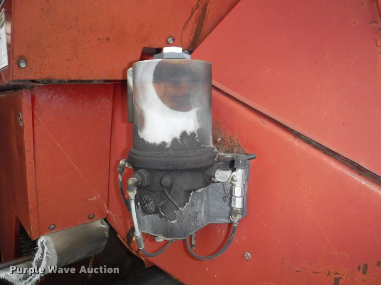 image for item DB3898 1995 Case IH 8580 square baler