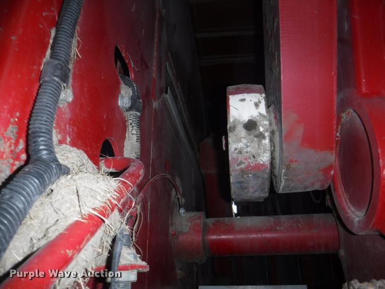 image for item DB3898 1995 Case IH 8580 square baler