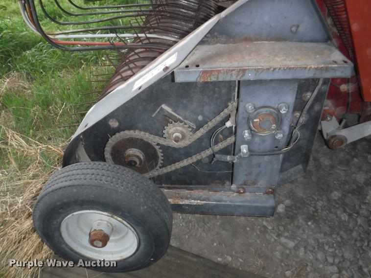 image for item DB3898 1995 Case IH 8580 square baler