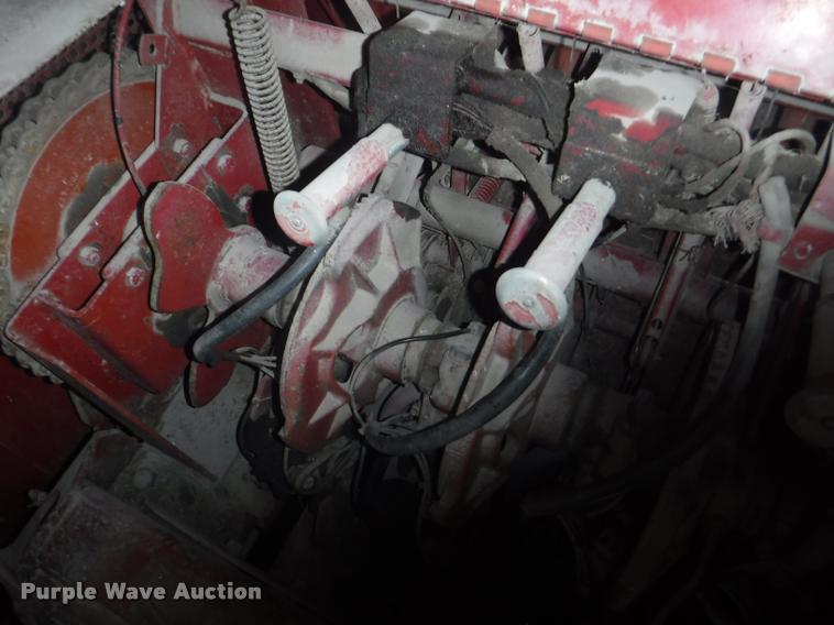 image for item DB3898 1995 Case IH 8580 square baler