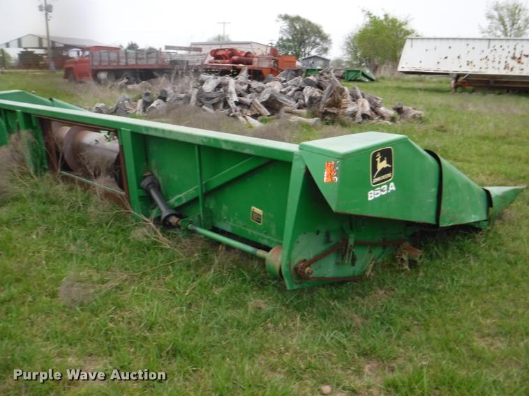 image for item DB3903 John Deere 853A row crop head