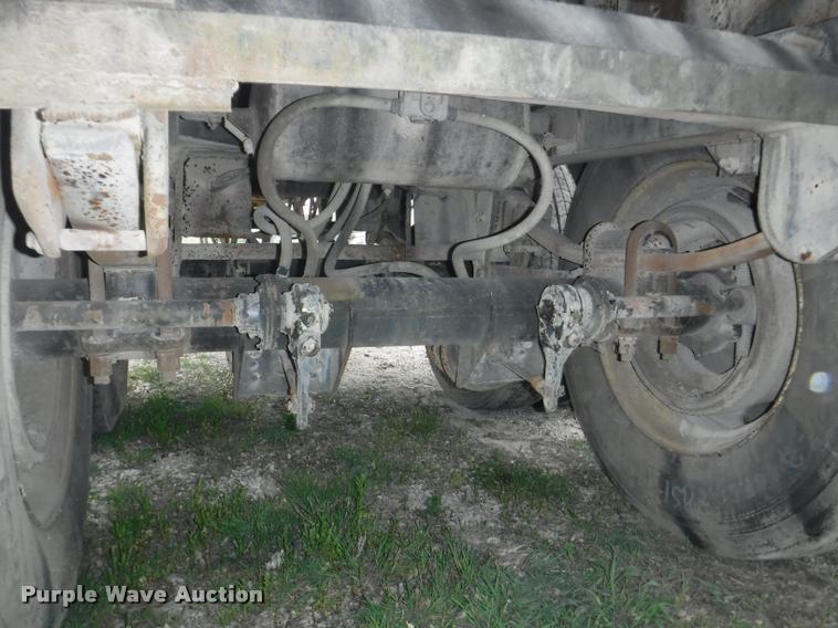 image for item DB3906 1988 Trailmobile F71T-6VAA flatbed trailer