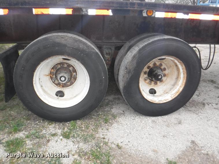 image for item DB3906 1988 Trailmobile F71T-6VAA flatbed trailer