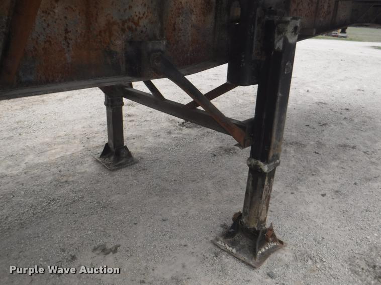 image for item DB3906 1988 Trailmobile F71T-6VAA flatbed trailer