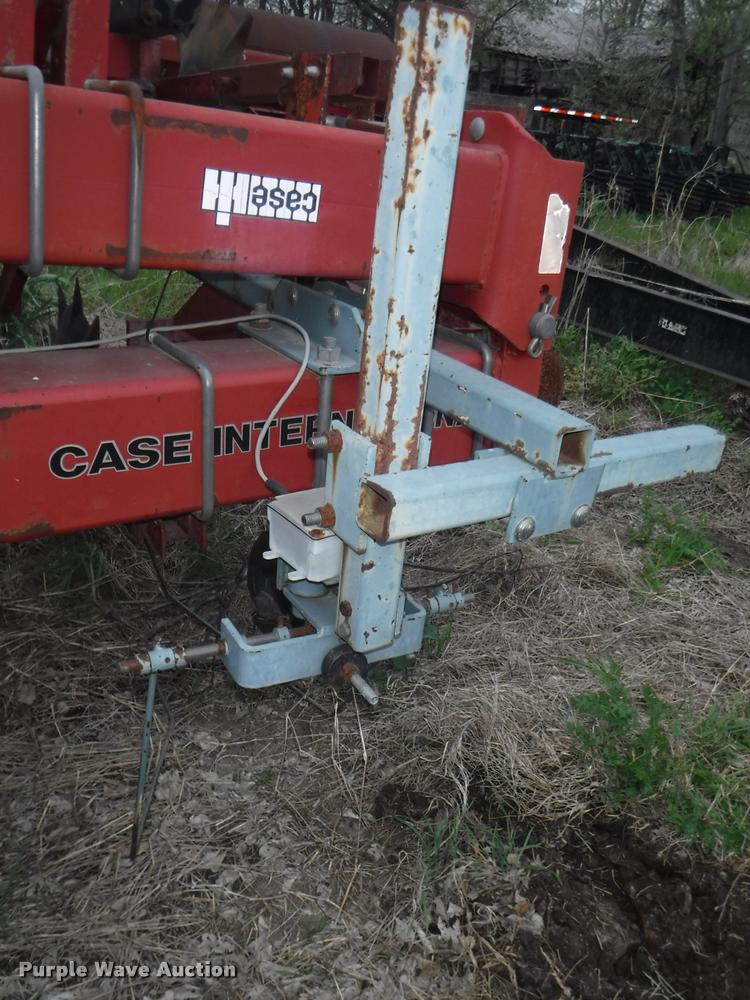 image for item DB3907 Case IH 183 cultivator