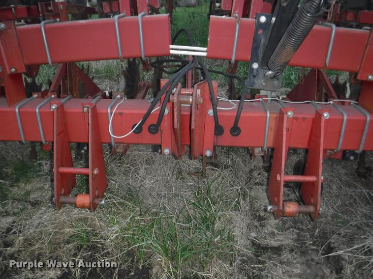image for item DB3907 Case IH 183 cultivator