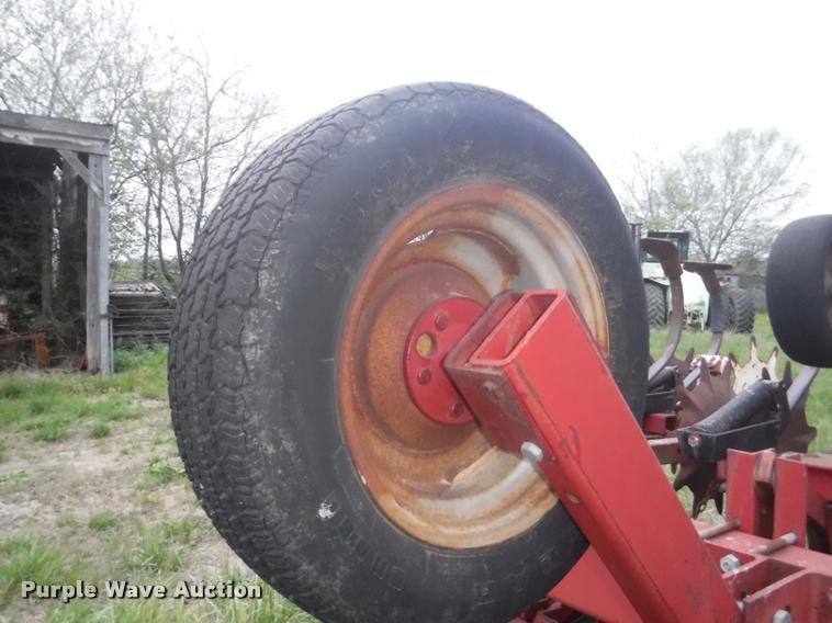 image for item DB3907 Case IH 183 cultivator
