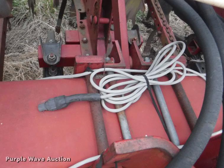 image for item DB3907 Case IH 183 cultivator