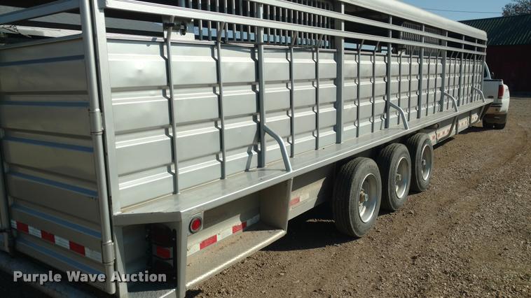 image for item DI9761 2013 Grupo Trailers livestock trailer