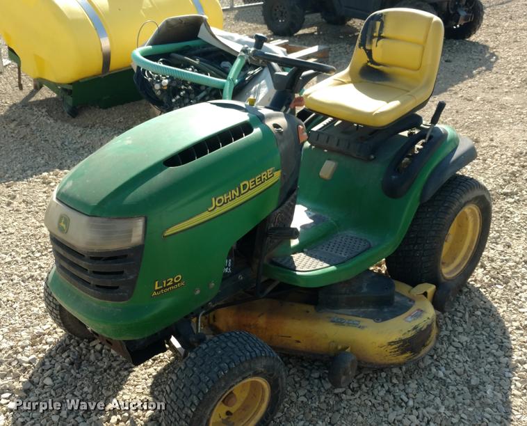image for item DI9789 John Deere L120 lawn mower